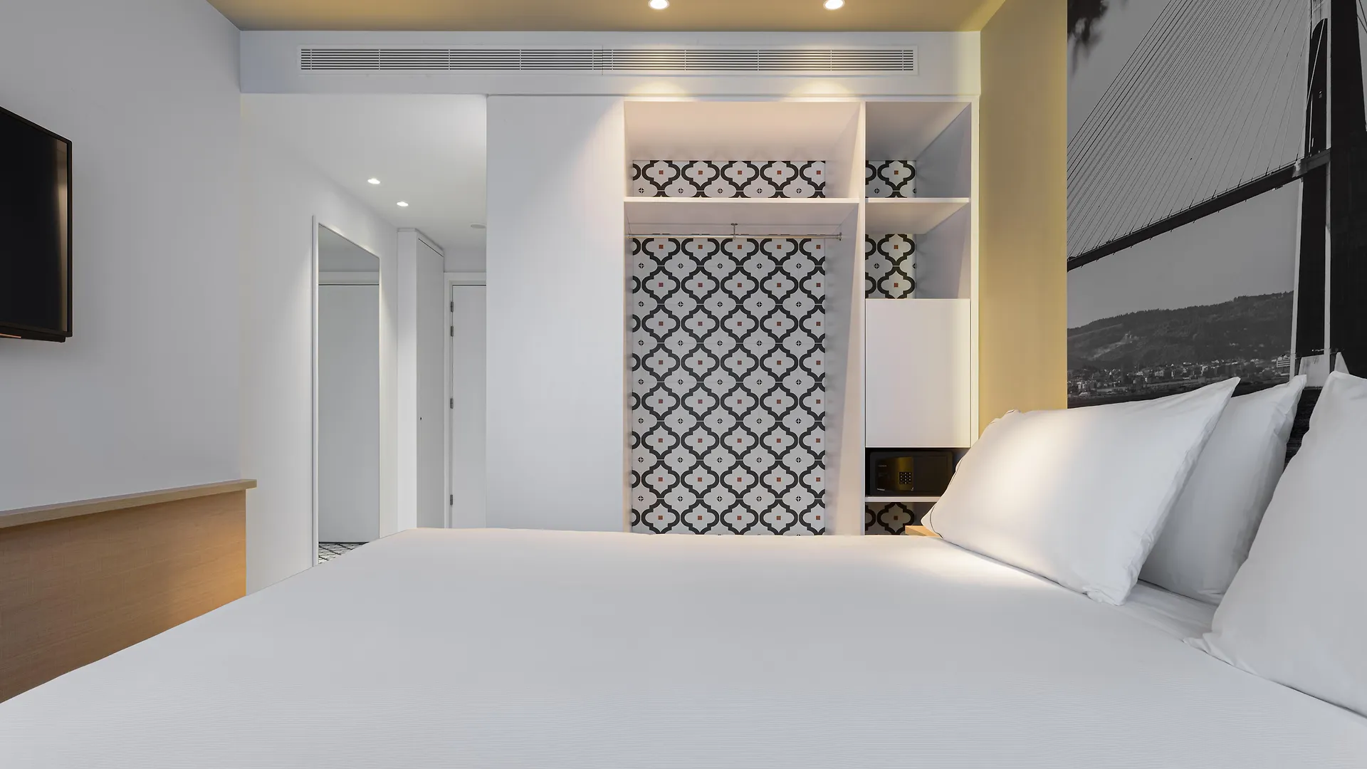 Ikonik Lisboa Hotel
