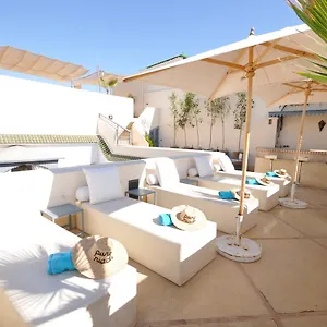 https://riad-adore.marrakeshhotelsmorocco.com
