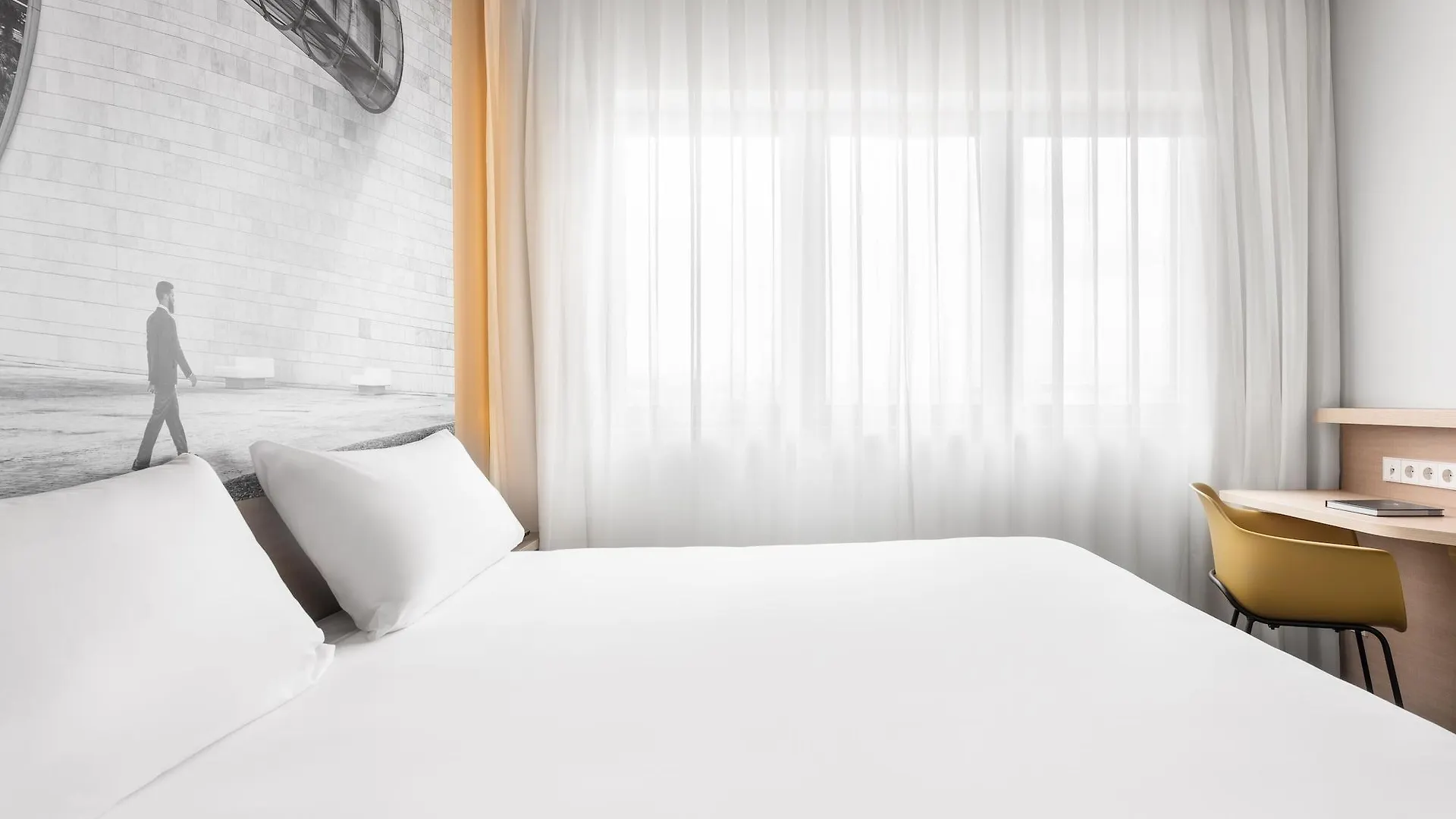 Ikonik Lisboa Hotel